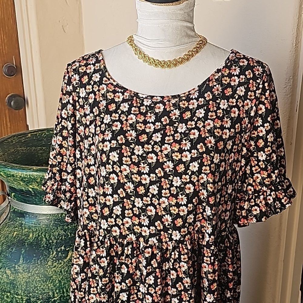 Super soft floral pullover dress by Vibe size 1X